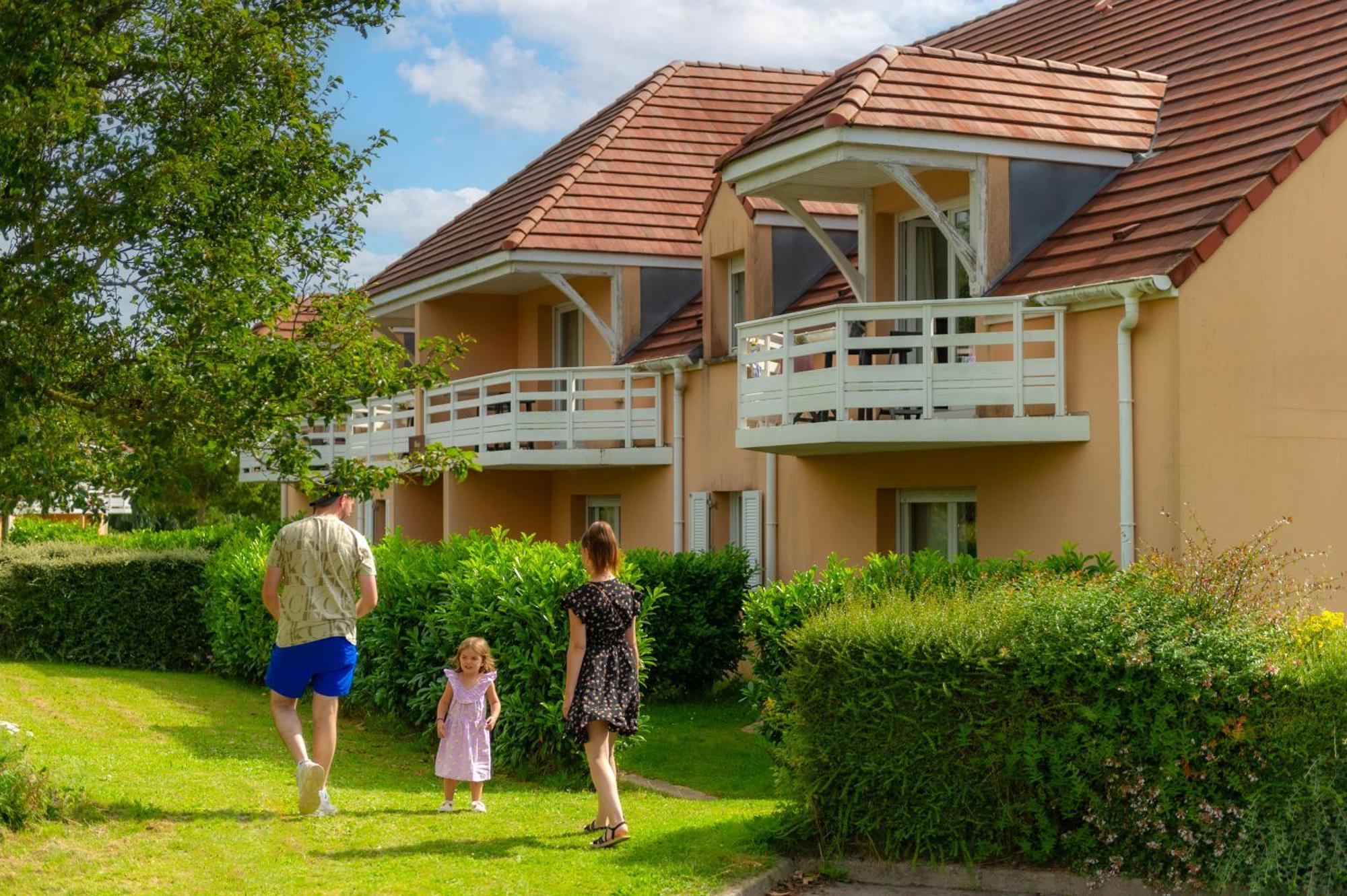 Residence Goelia Les Portes D'Honfleur ブルヴィル エクステリア 写真