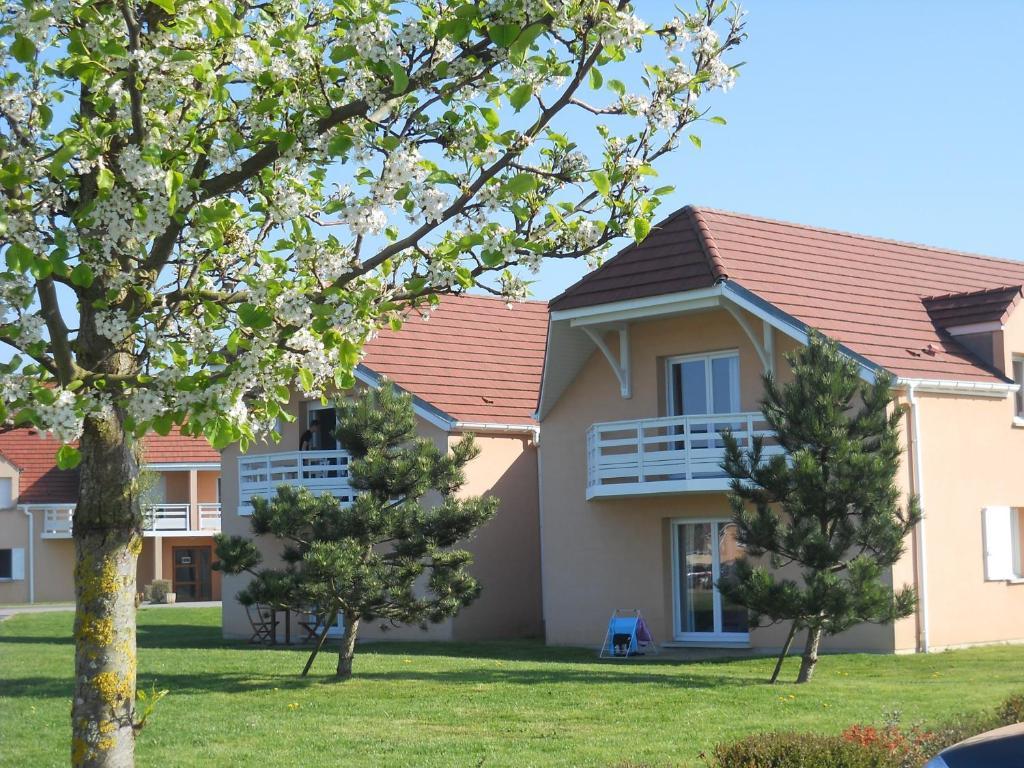 Residence Goelia Les Portes D'Honfleur ブルヴィル エクステリア 写真